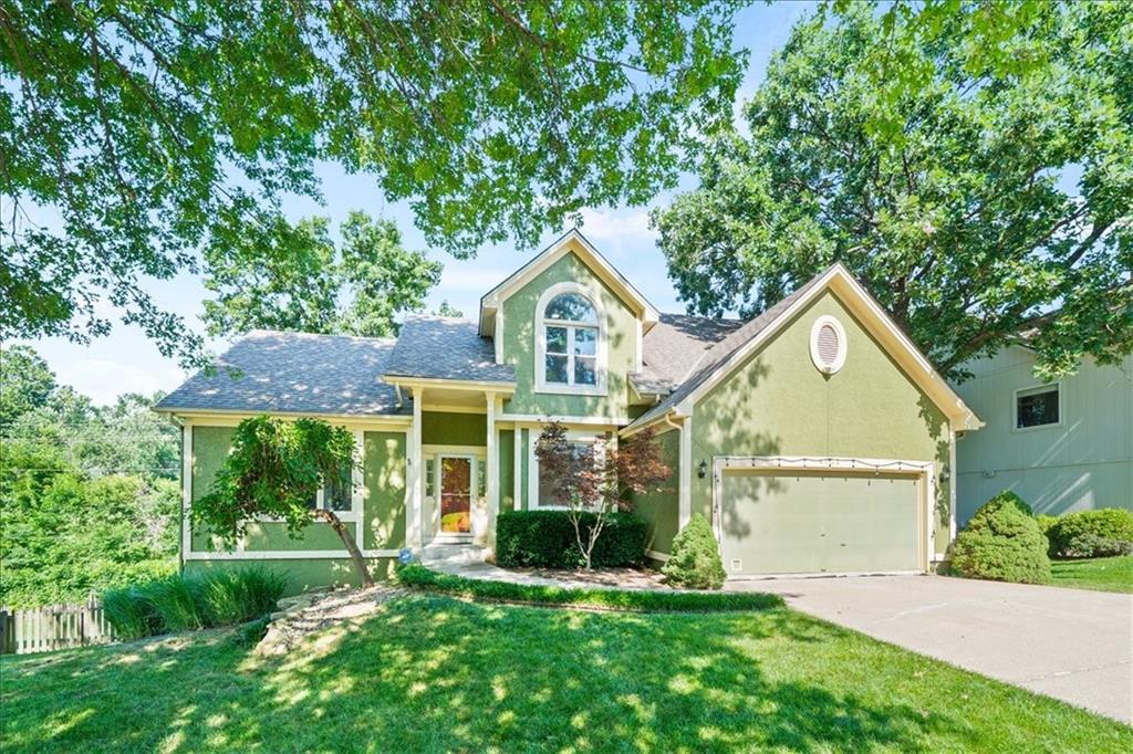 2nd image of 4122 Kerrington Dr, Independence, MO 64055 | MLS# 2631073