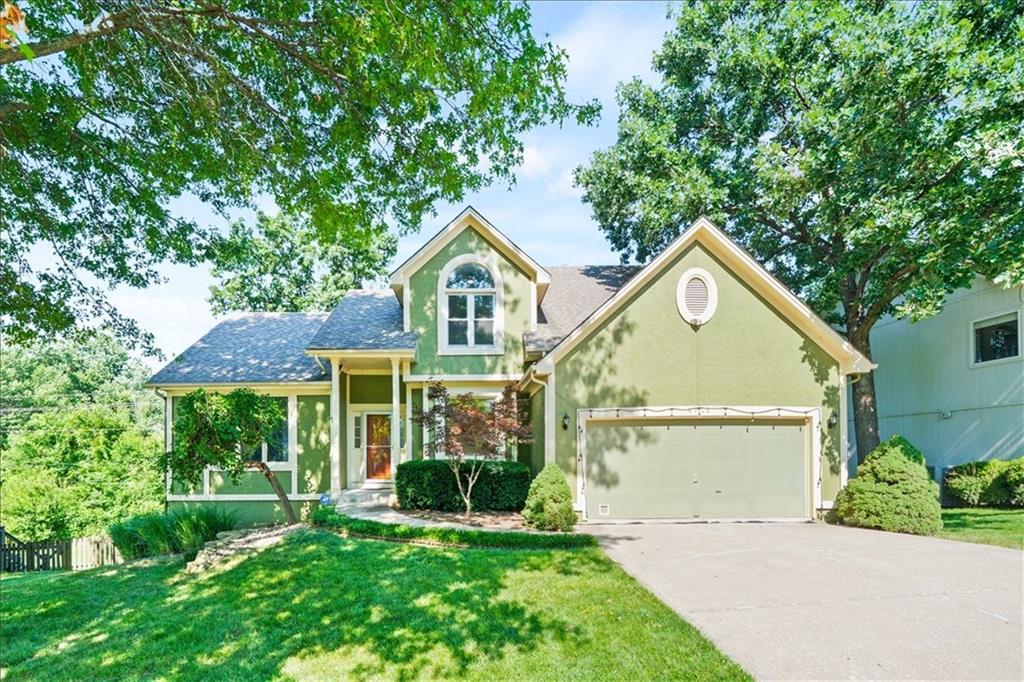 1st image of 4122 Kerrington Dr, Independence, MO 64055 | MLS# 2631073