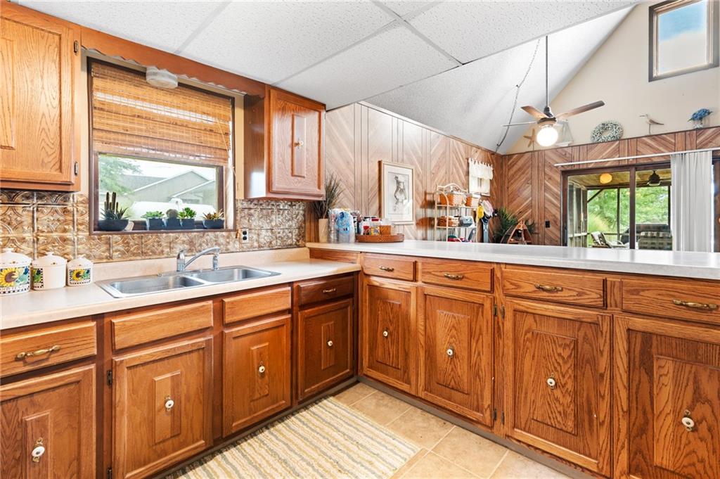 Homes for sale in Gallatin, MO | 372 Lake Viking Ter, Gallatin, MO 64640 | MLS# 2631081
