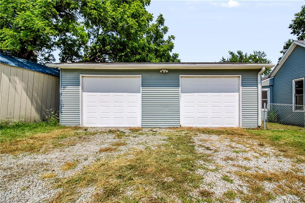 Homes for sale in Higginsville, MO | 2203 Walnut St, Higginsville, MO 64037 | MLS# 2631173