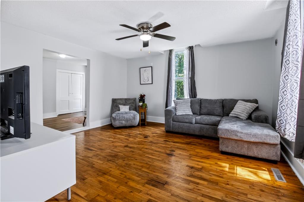 Homes for sale in Higginsville, MO | 2203 Walnut St, Higginsville, MO 64037 | MLS# 2631173