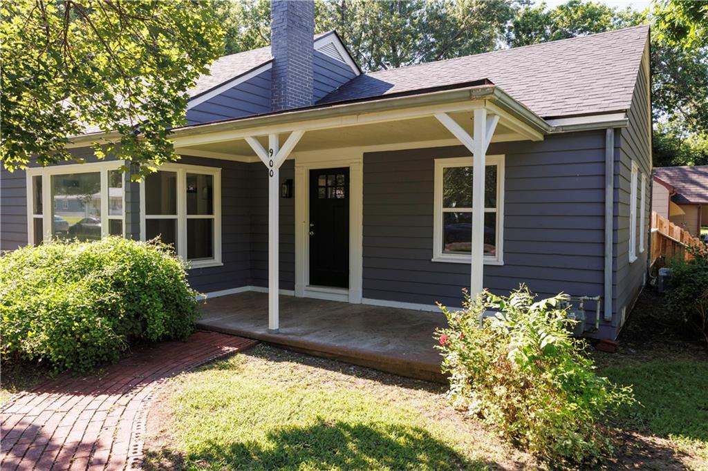 5th image of 900 Adams St, Fredonia, KS 66736 | MLS# 2631205