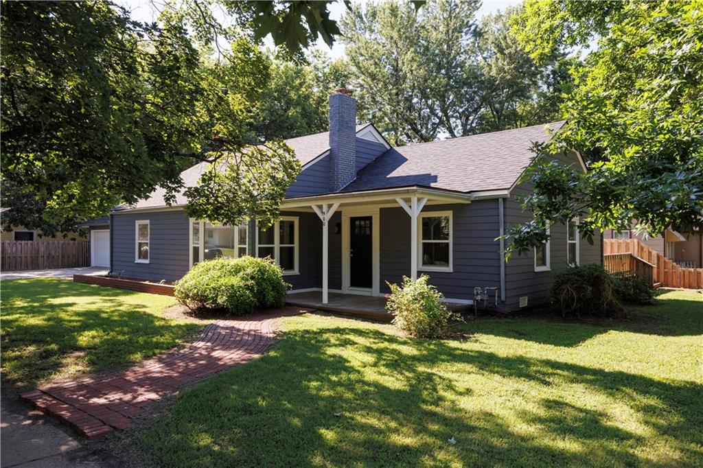 4th image of 900 Adams St, Fredonia, KS 66736 | MLS# 2631205