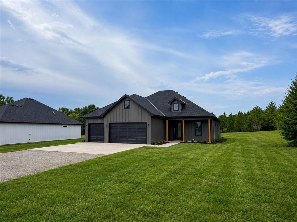 1st image of 324 Ne 51st Rd, Warrensburg, MO 64093 | MLS# 2631249
