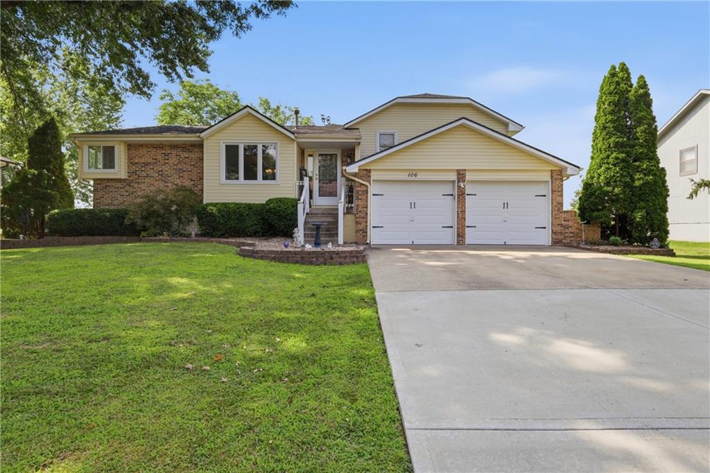 1st image of 106 Se Willamsburg Dr, Blue Springs, MO 64014 | MLS# 2631258