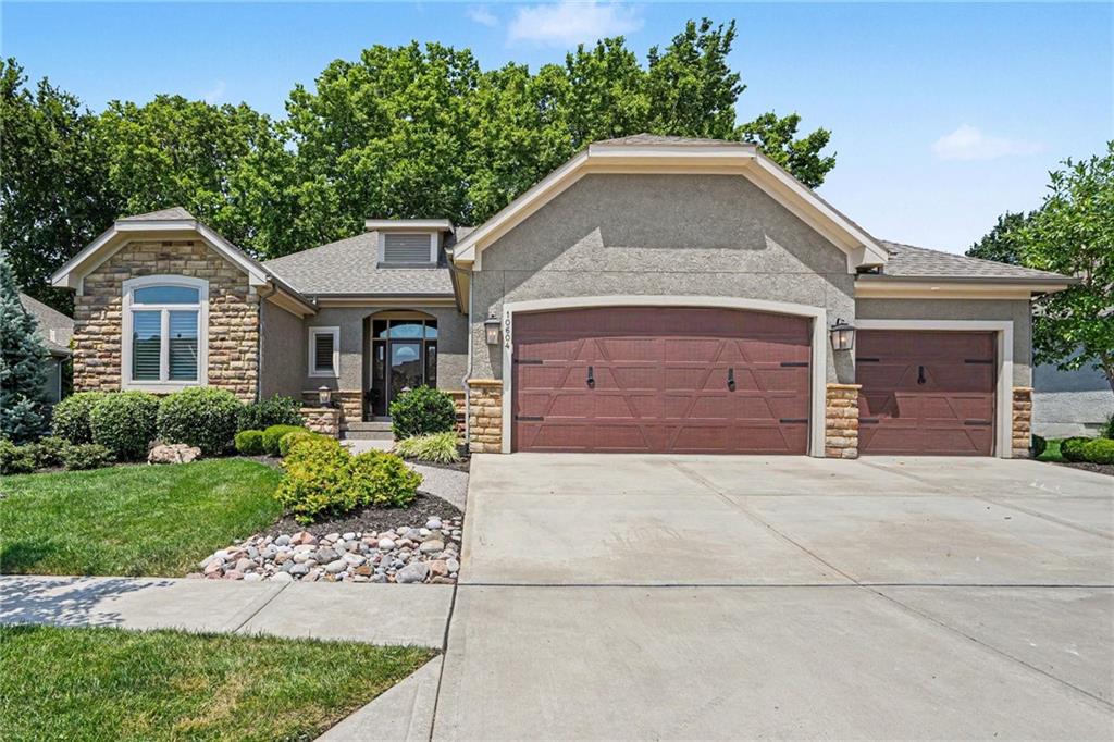 3rd image of 10604 W 132Nd Pl, Overland Park, KS 66213 | MLS# 2631264