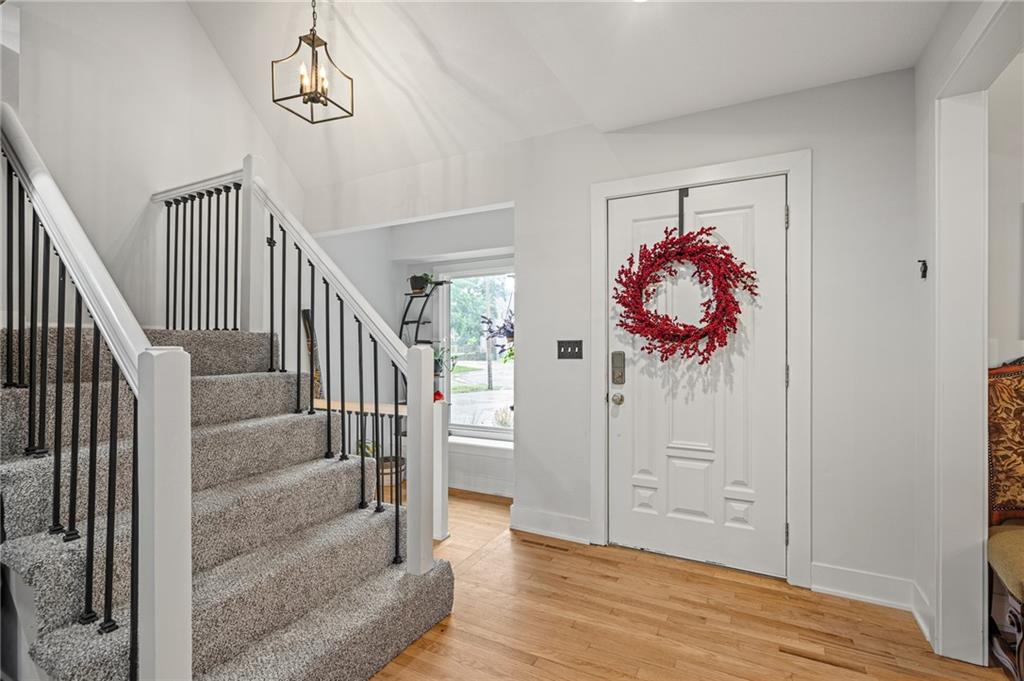 3rd image of 1144 Ne Hunters Rdg, Lees Summit, MO 64086 | MLS# 2631268