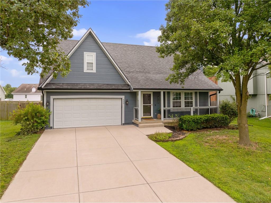 2nd image of 433 W Bluebird St, Gardner, KS 66030 | MLS# 2631269