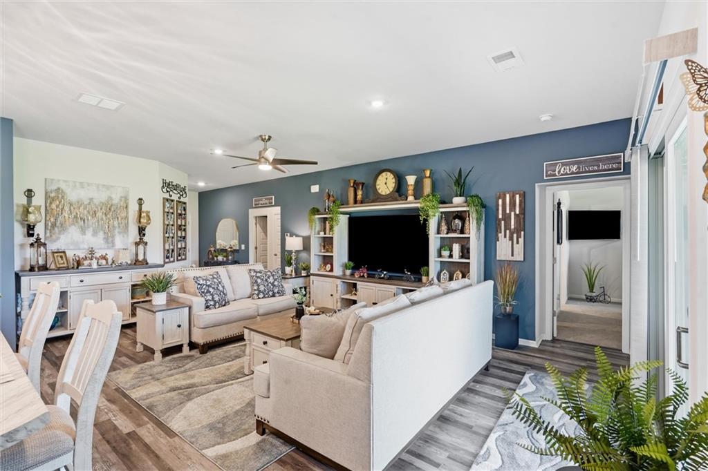 4th image of 716 Bentley Dr, Belton, MO 64012 | MLS# 2631287