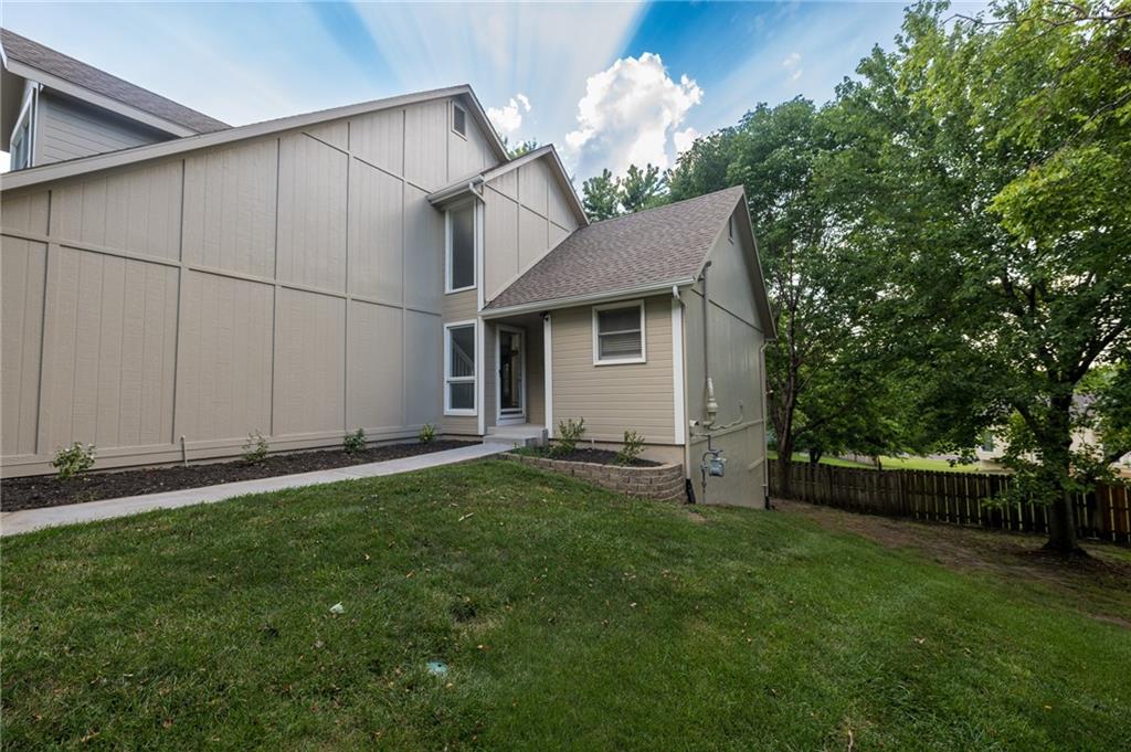 4th image of 15416 Floyd St, Overland Park, KS 66223 | MLS# 2631295