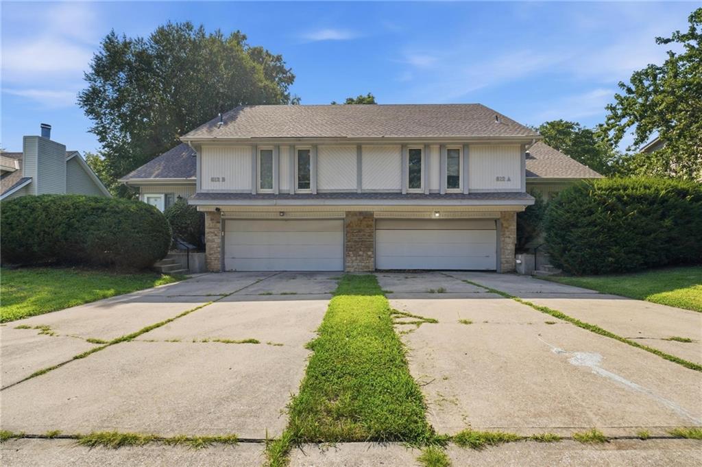 1st image of 612 Se Kristi Ln, Lee's Summit, MO 64063 | MLS# 2631309