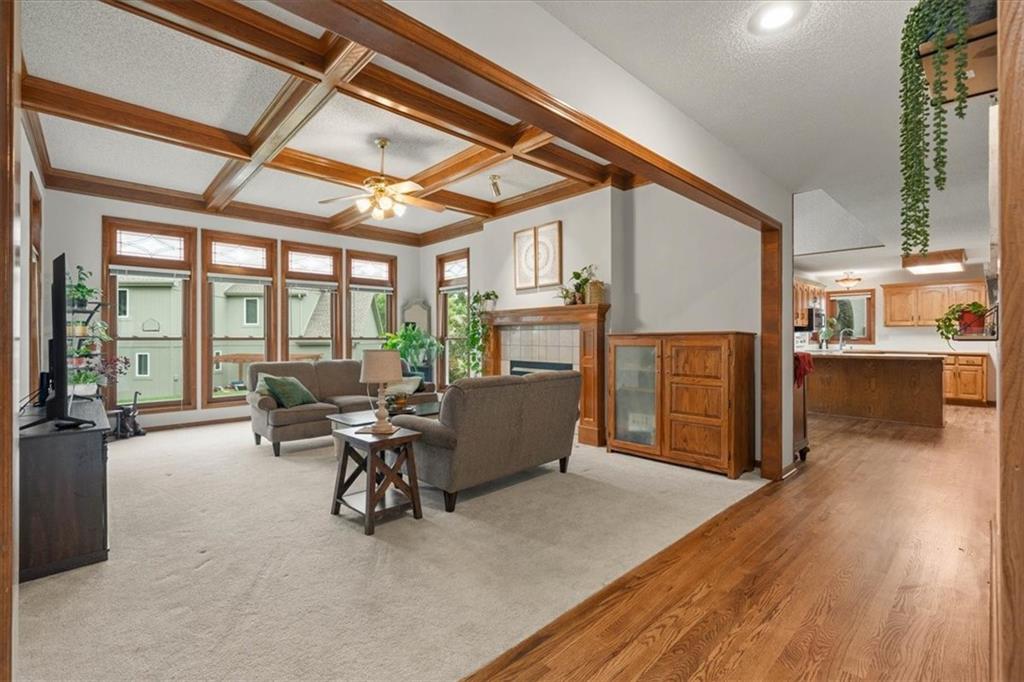 5th image of 833 Nw High Point Dr, Lees Summit, MO 64081 | MLS# 2631331