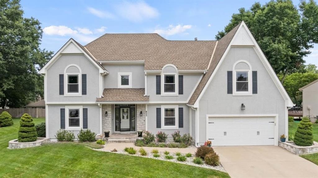1st image of 833 Nw High Point Dr, Lees Summit, MO 64081 | MLS# 2631331