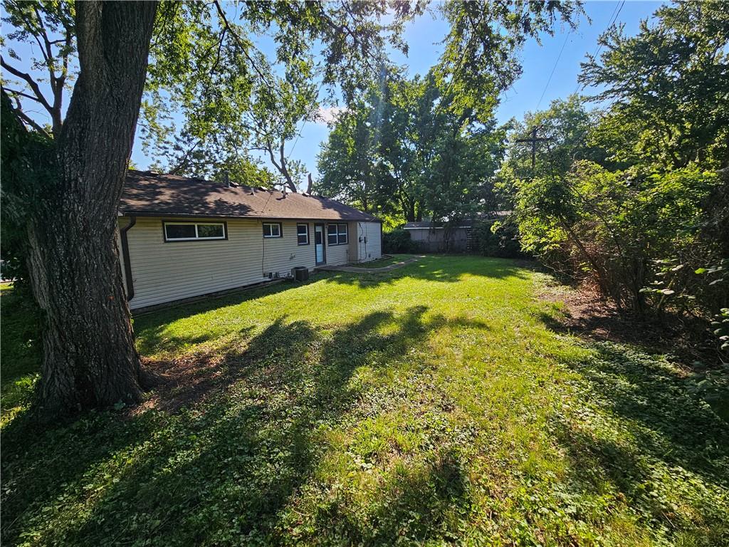 3rd image of 306 Pacific Dr, Belton, MO 64012 | MLS# 2631371