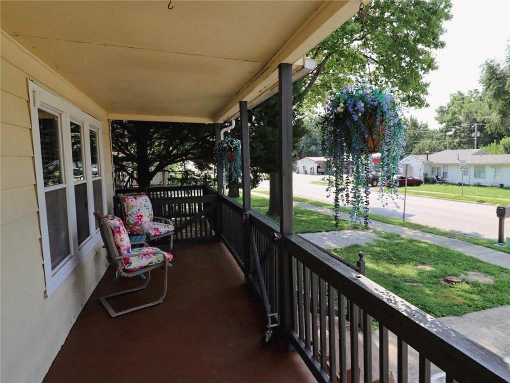 54th image of 115 E 4th St, Tonganoxie, KS 66086 | MLS# 2631395