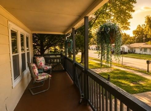 2nd image of 115 E 4th St, Tonganoxie, KS 66086 | MLS# 2631395