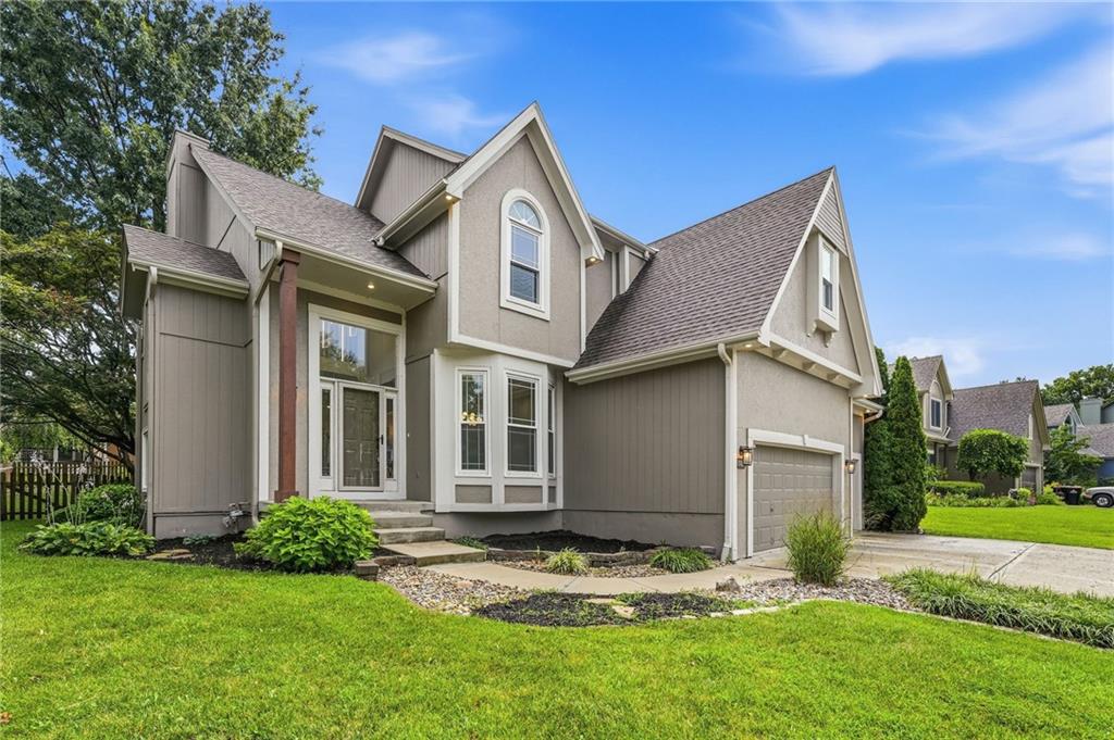 3rd image of 2427 Se 5Th Ter, Lees Summit, MO 64063 | MLS# 2631437