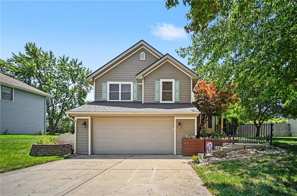 Homes for sale in Kearney, MO | 507 E 10th St, Kearney, MO 64060 | MLS# 2631442