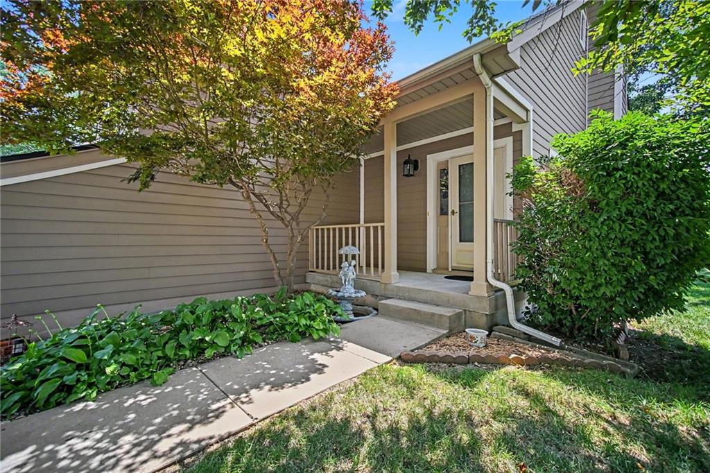 Homes for sale in Kearney, MO | 507 E 10Th St, Kearney, MO 64060 | MLS# 2631442
