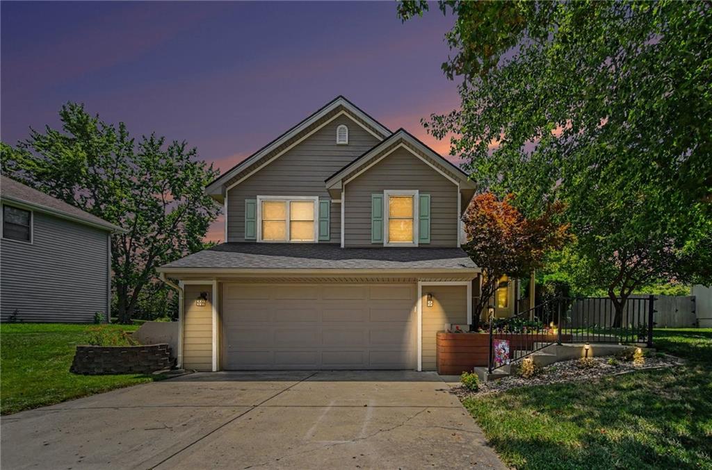 Homes for sale in Kearney, MO | 507 E 10th St, Kearney, MO 64060 | MLS# 2631442
