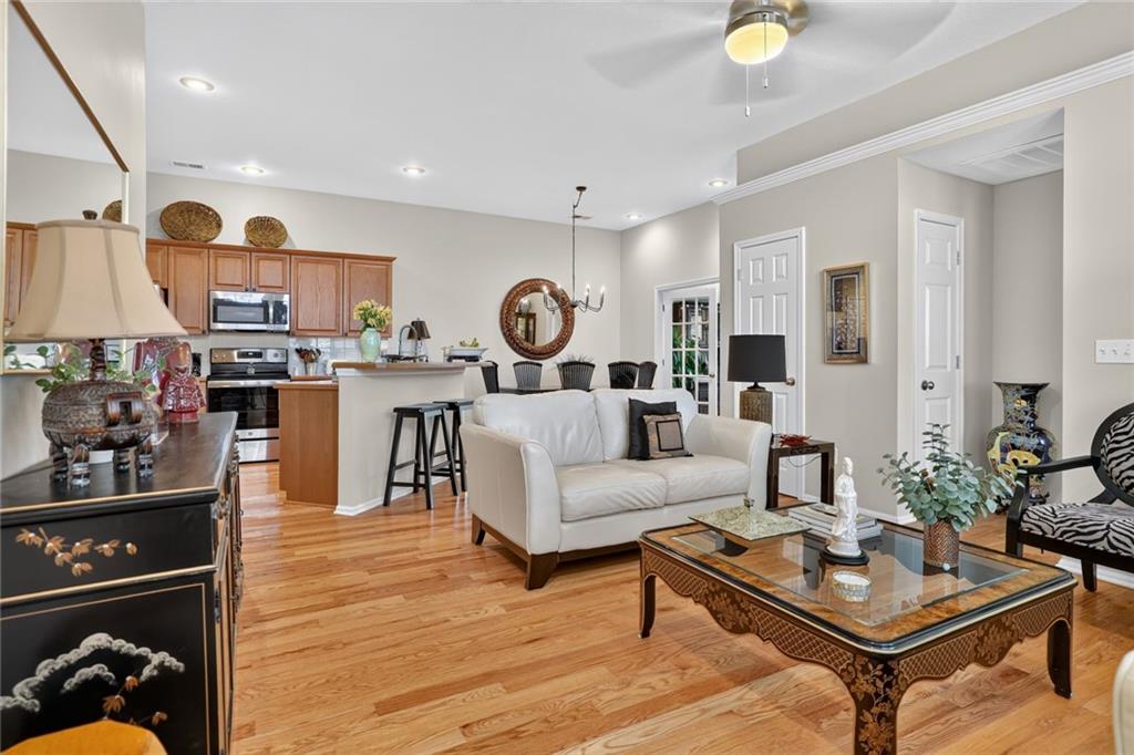 3rd image of 18560 W 158Th Pl #5003, Olathe, KS 66062 | MLS# 2631453