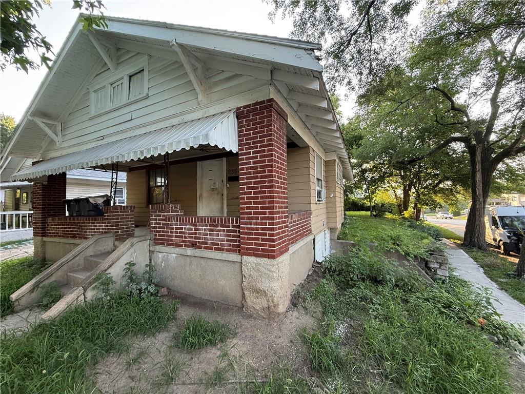 Homes for sale in Kansas City, MO | 2351 Drury Ave, Kansas City, MO 64127 | MLS# 2631488
