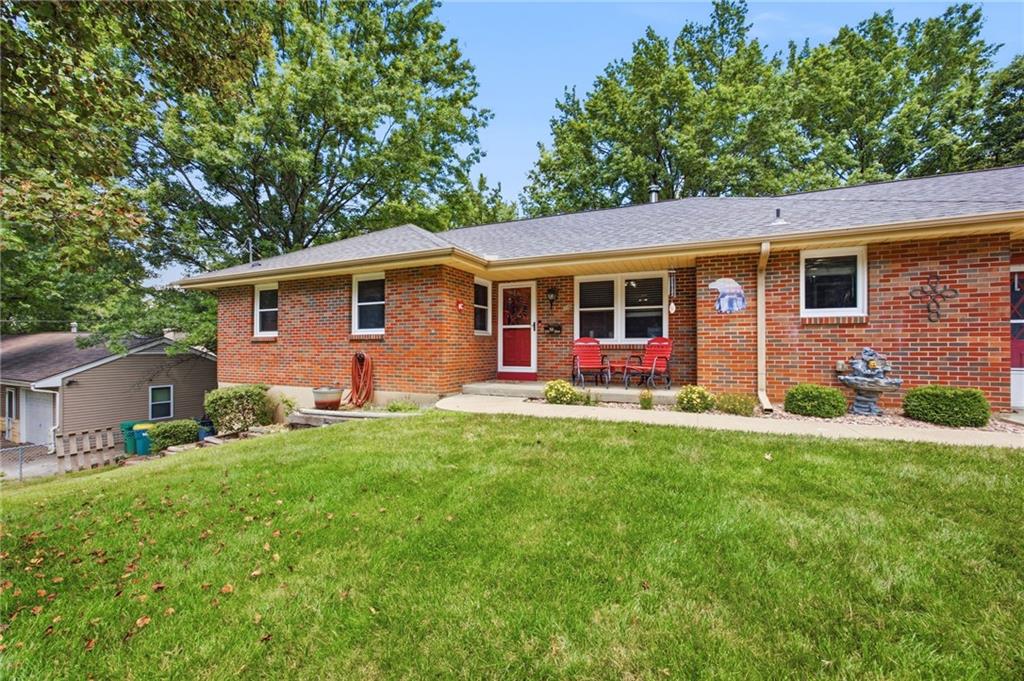 3rd image of 123 Grove Ave, Bonner Springs, KS 66012 | MLS# 2631511