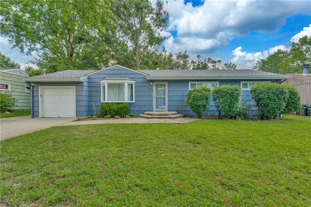 2nd image of 1934 Clifton Ct, Lawrence, KS 66046 | MLS# 2631520