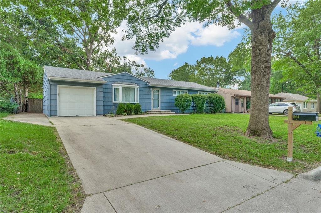 1st image of 1934 Clifton Ct, Lawrence, KS 66046 | MLS# 2631520