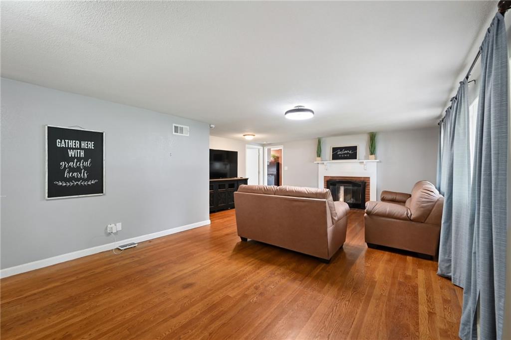 5th image of 500 Sw 4Th St, Lees Summit, MO 64063 | MLS# 2631535