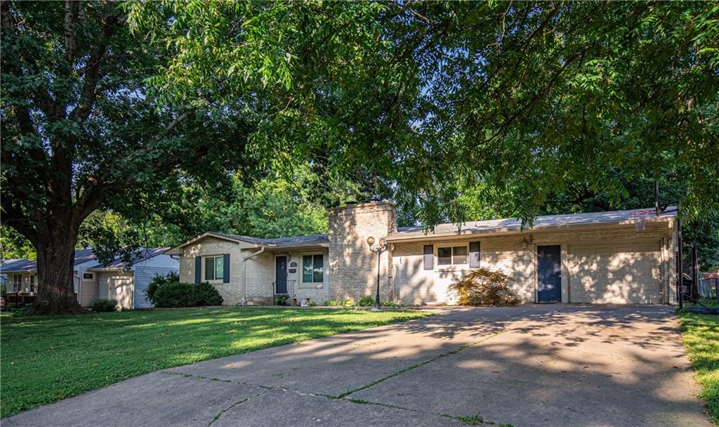 Homes for sale in Ottawa, KS | 1324 S Oak St, Ottawa, KS 66067 | MLS# 2631540
