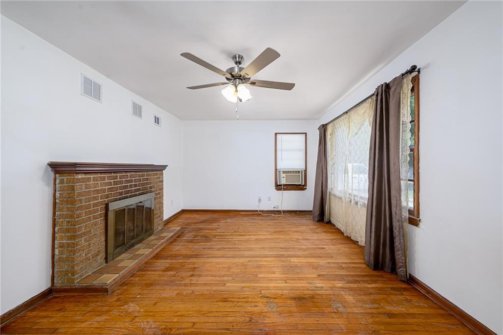 4th image of 127 W 3Rd St, Tonganoxie, KS 66086 | MLS# 2631544