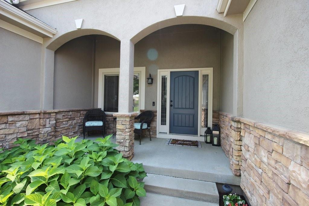 3rd image of 1101 Nw Pecan Dr, Grain Valley, MO 64029 | MLS# 2631554
