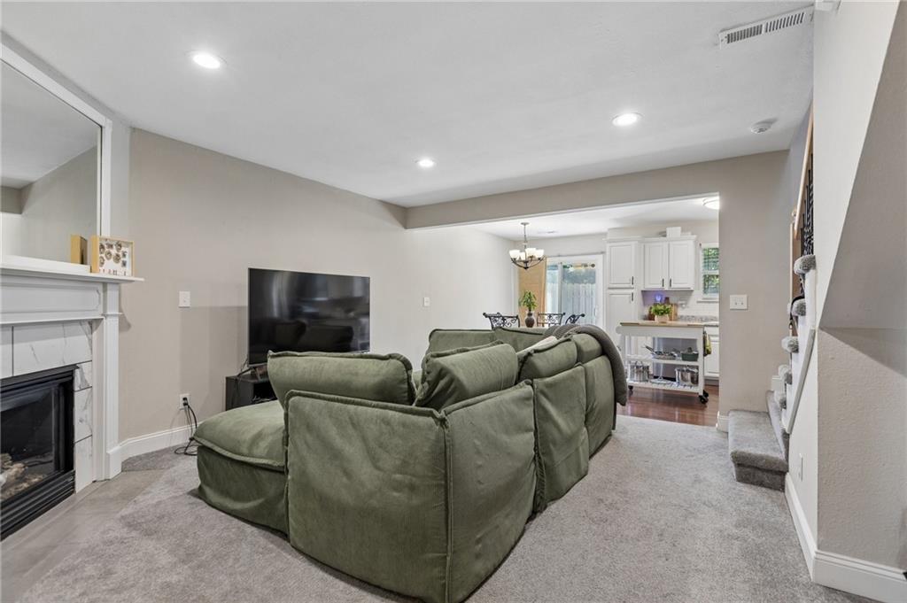 4th image of 10657 E 46Th St, Kansas City, MO 64133 | MLS# 2631556