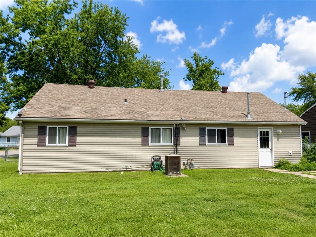 14th image of 1108 31st Ter, Parsons, KS 67357 | MLS# 2631559