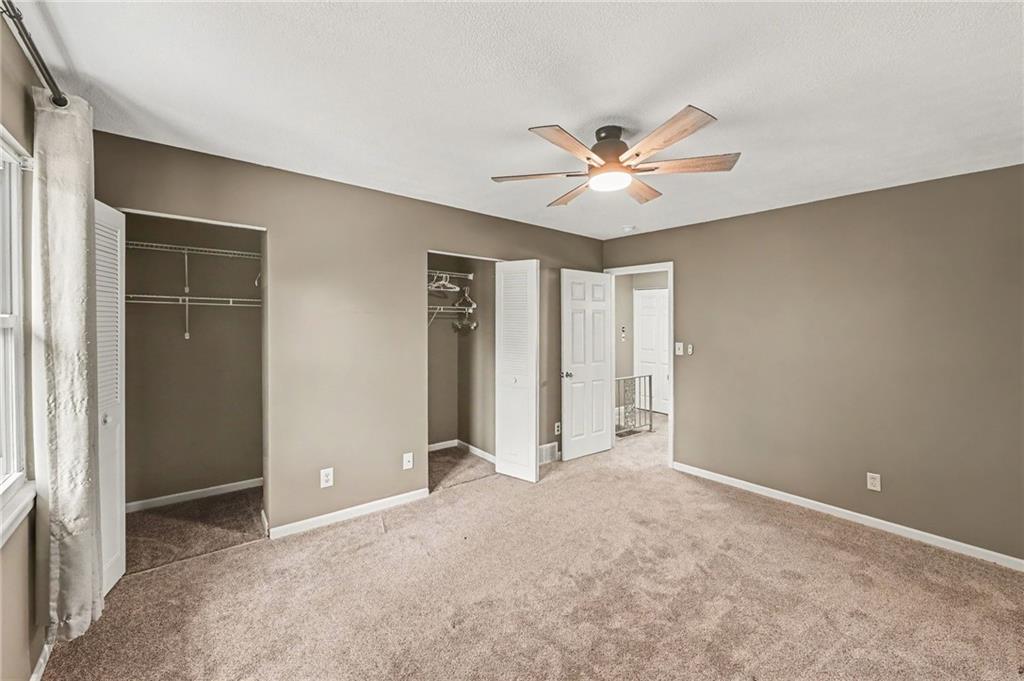 4th image of 7104 Nw Chapel Woods Ln, Kansas, MO 64152 | MLS# 2631560