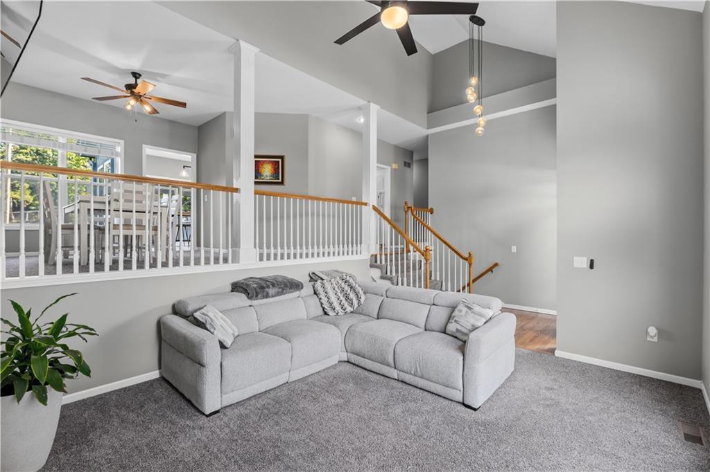 5th image of 13907 W 58Th Pl, Shawnee, KS 66216 | MLS# 2631575