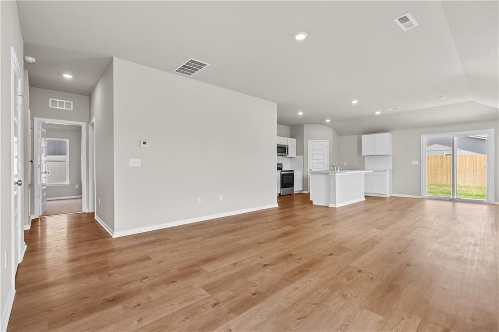 5th image of 20231 W 195Th St, Spring Hill, KS 66083 | MLS# 2631626