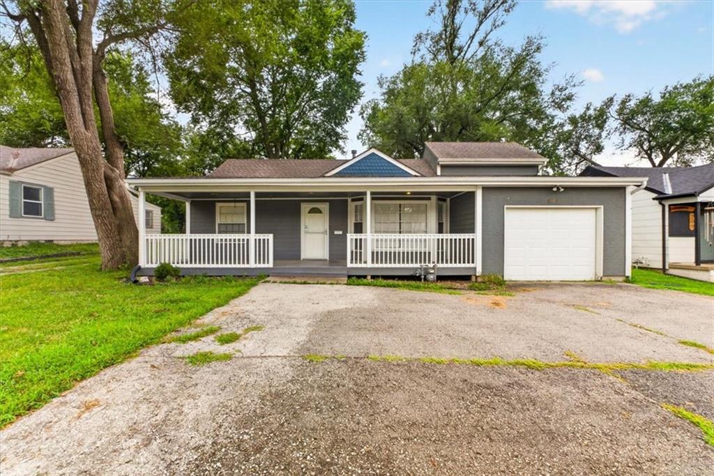 1st image of 207 W North Ave, Belton, MO 64012 | MLS# 2631653