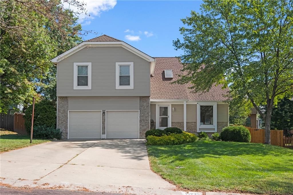 1st image of 15235 Dearborn St, Overland Park, KS 66223 | MLS# 2631654