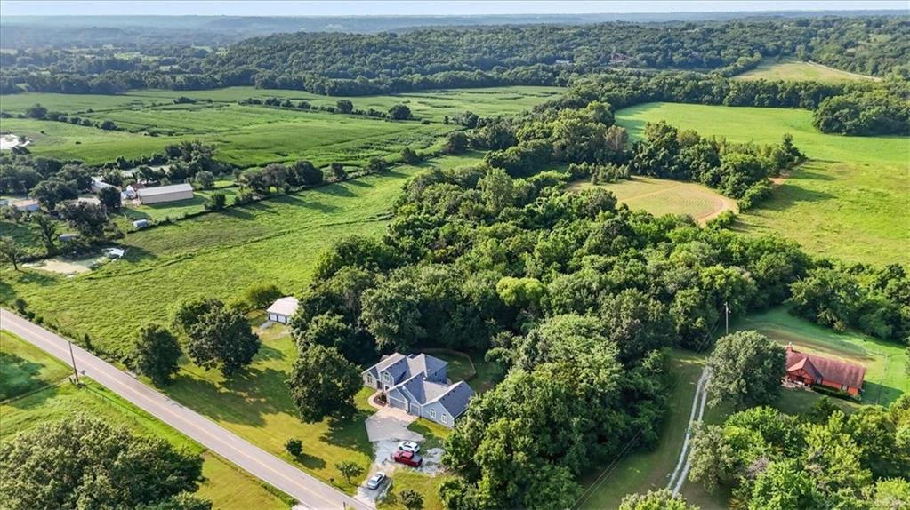 4th image of 33403 E Nebgen Rd, Grain Valley, MO 64029 | MLS# 2631684