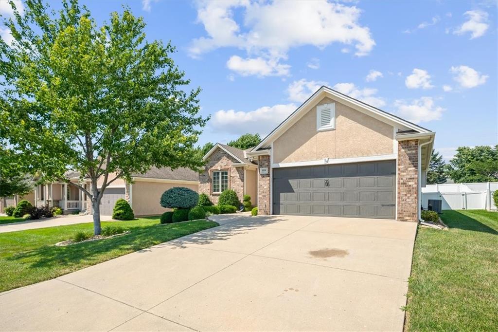 3rd image of 804 Nw Cedar Ln, Grain Valley, MO 64029 | MLS# 2631779