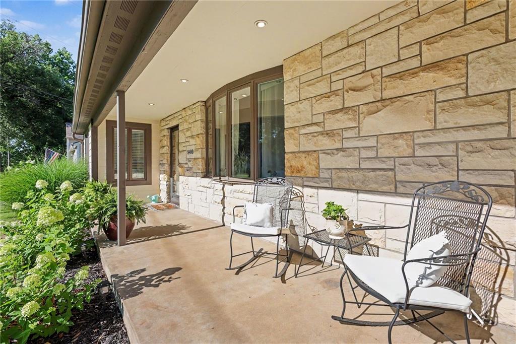 5th image of 8400 Riggs St, Overland Park, KS 66212 | MLS# 2631799