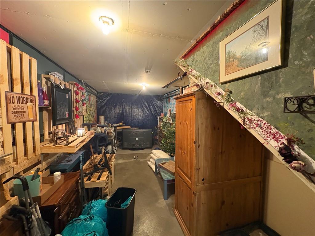 Homes for sale in Louisburg, KS | 605 Olive St, Louisburg, KS 66053 | MLS# 2631806