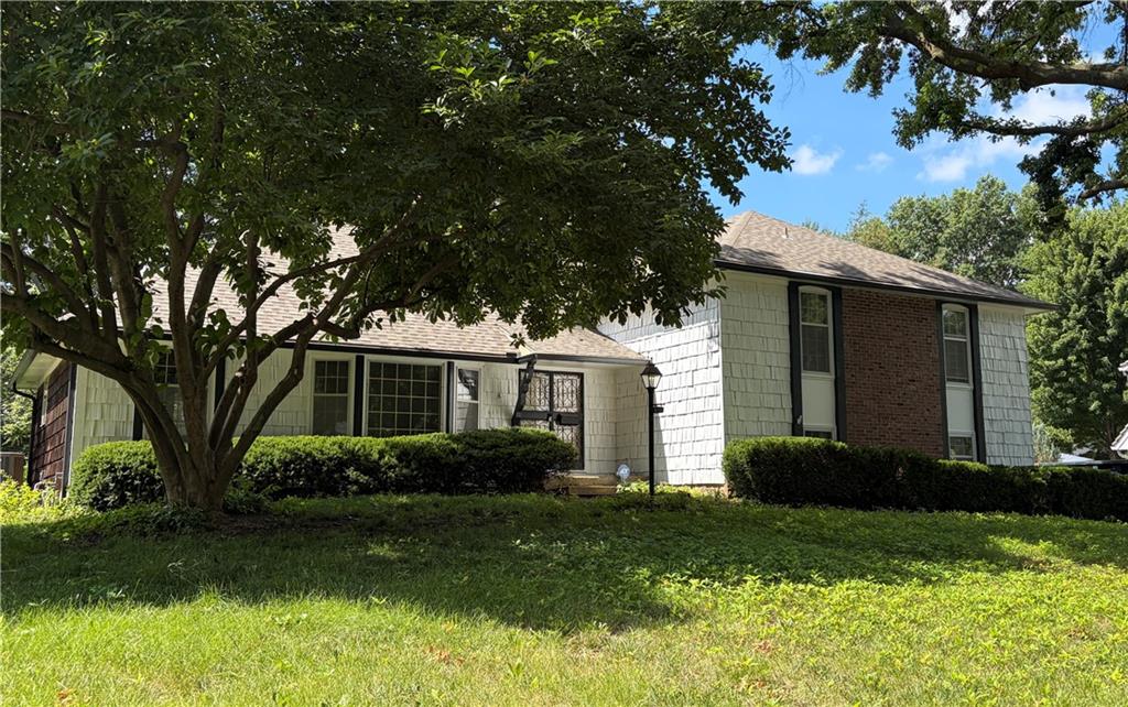 1st image of 619 W 114th Ter, Kansas City, MO 64114 | MLS# 2631835