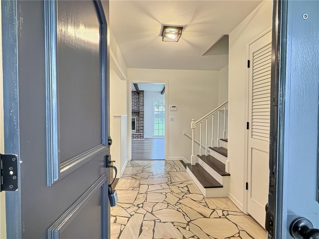 3rd image of 619 W 114Th Ter, Kansas City, MO 64114 | MLS# 2631835