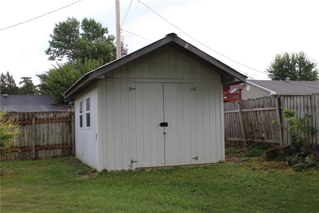 Homes for sale in Humboldt, KS | 1103 Signor St, Humboldt, KS 66748 | MLS# 2631847