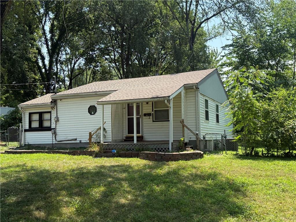 Homes for sale in Excelsior Springs, MO | 937 Dorothy Dr, Excelsior Springs, MO 64024 | MLS# 2631925