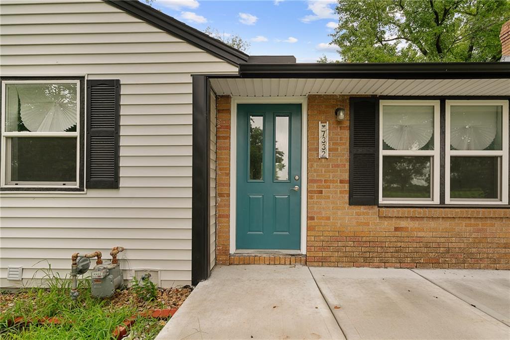 3rd image of 7332 Parallel Pkwy, Kansas City, KS 66112 | MLS# 2631957