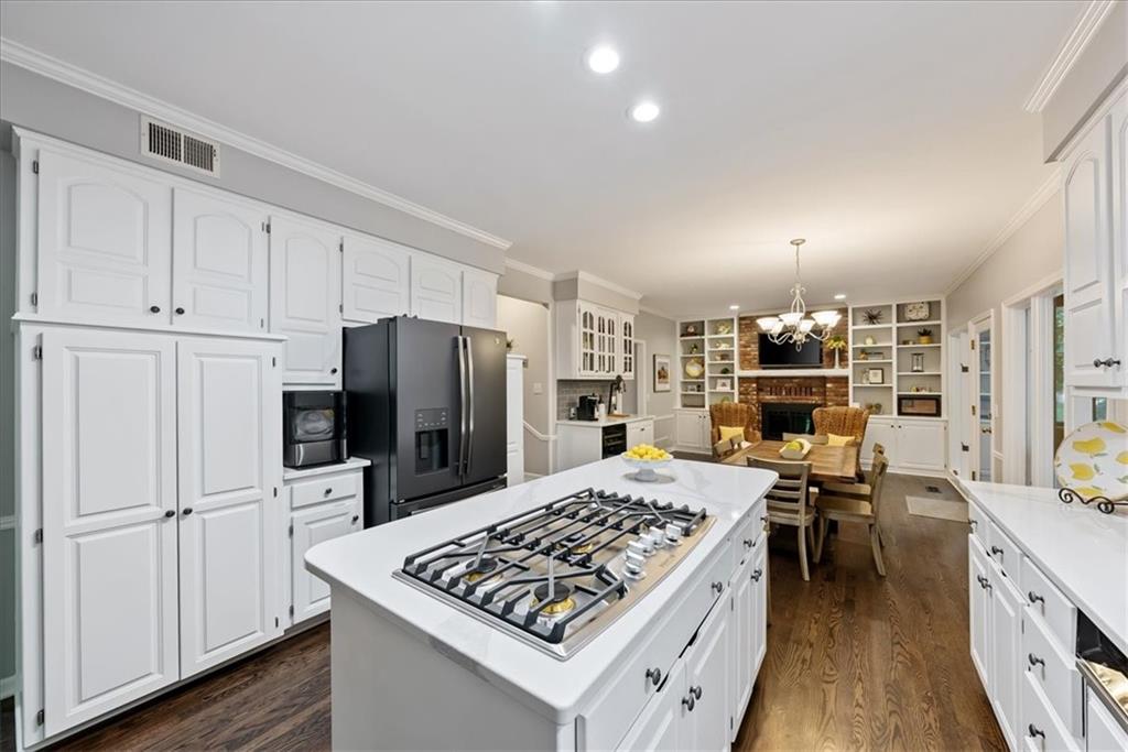 5th image of 12016 Stearns St, Overland Park, KS 66213 | MLS# 2631962